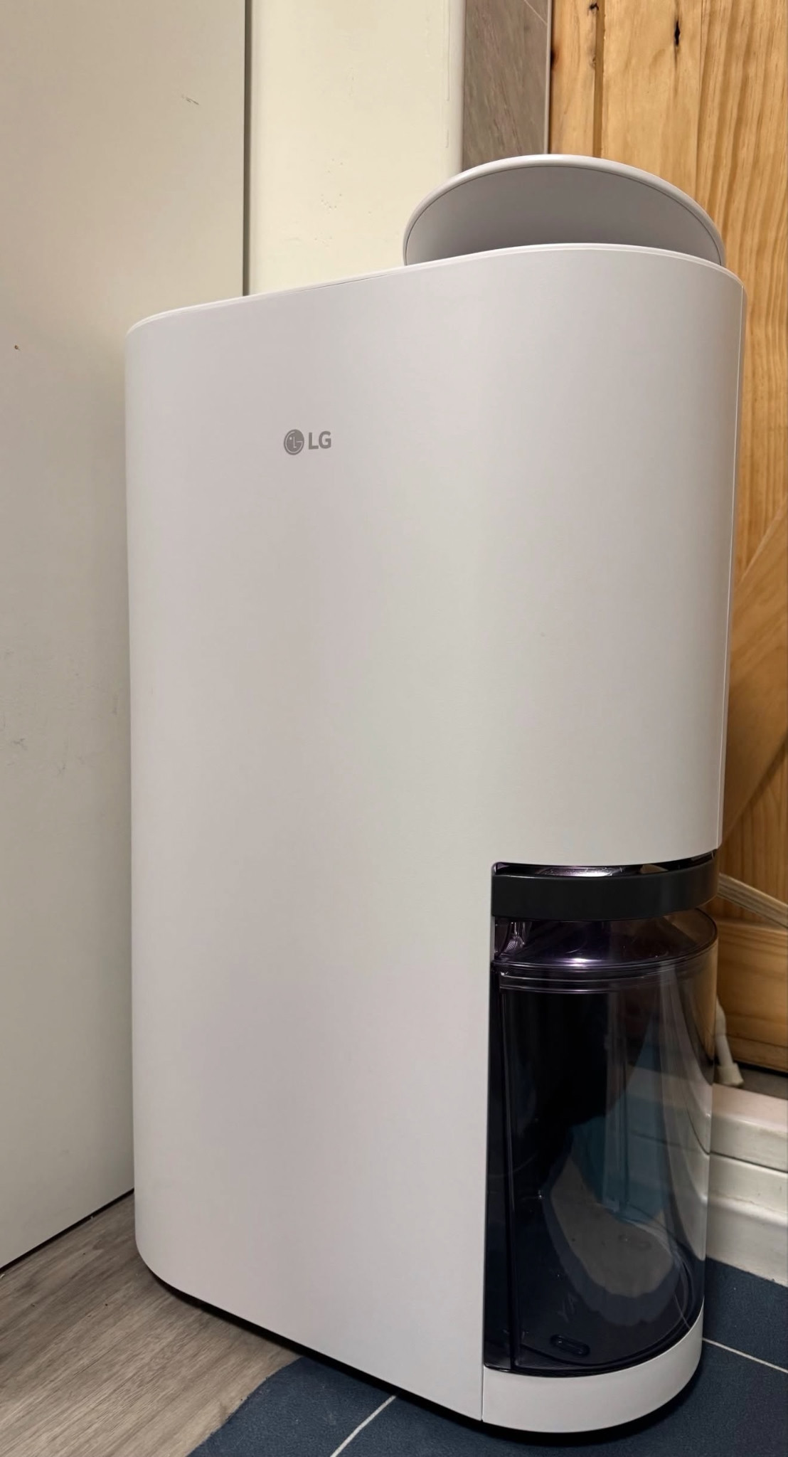 LG DD121MWE0 除濕機照片