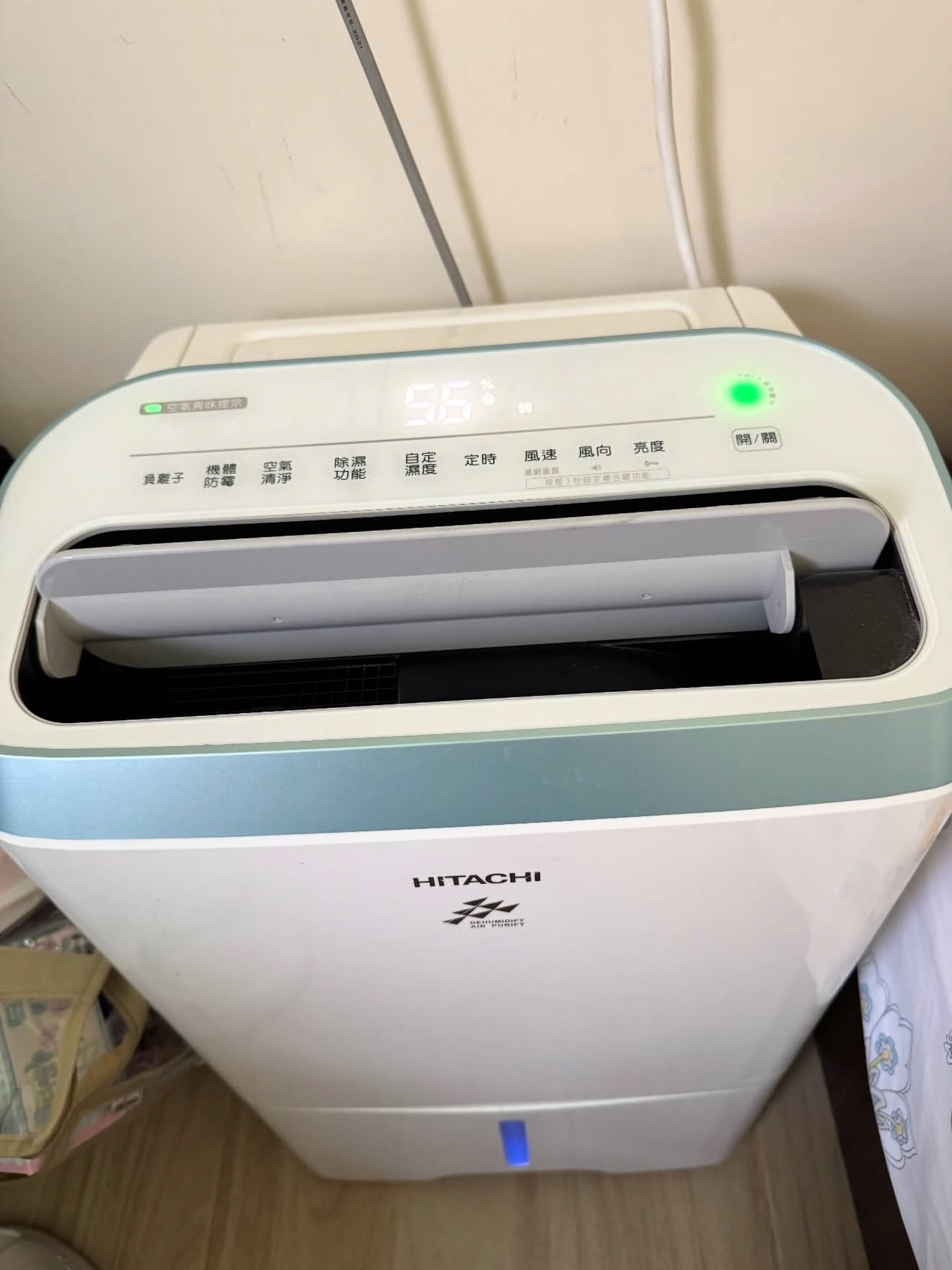 日立 RD-220HC 除濕機照片