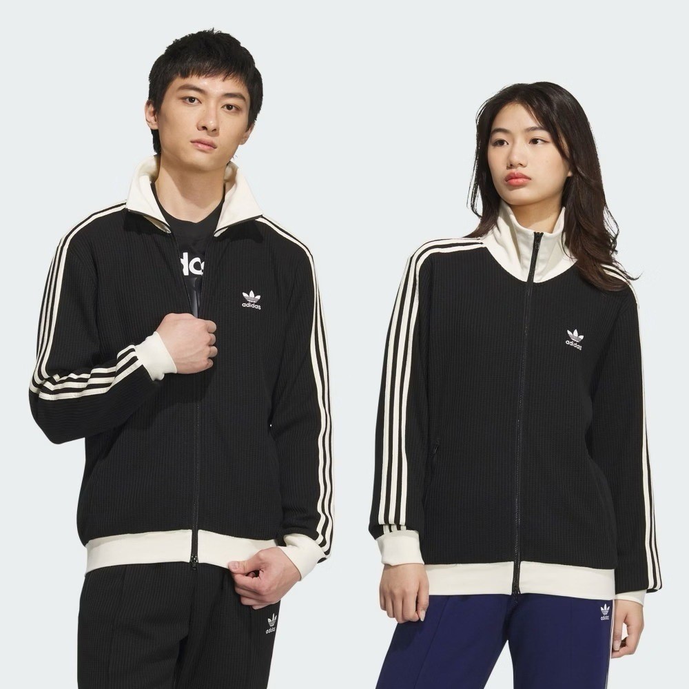 adidas ADICOLOR JW0110 黑色華夫格運動外套,淺色領口與收邊
