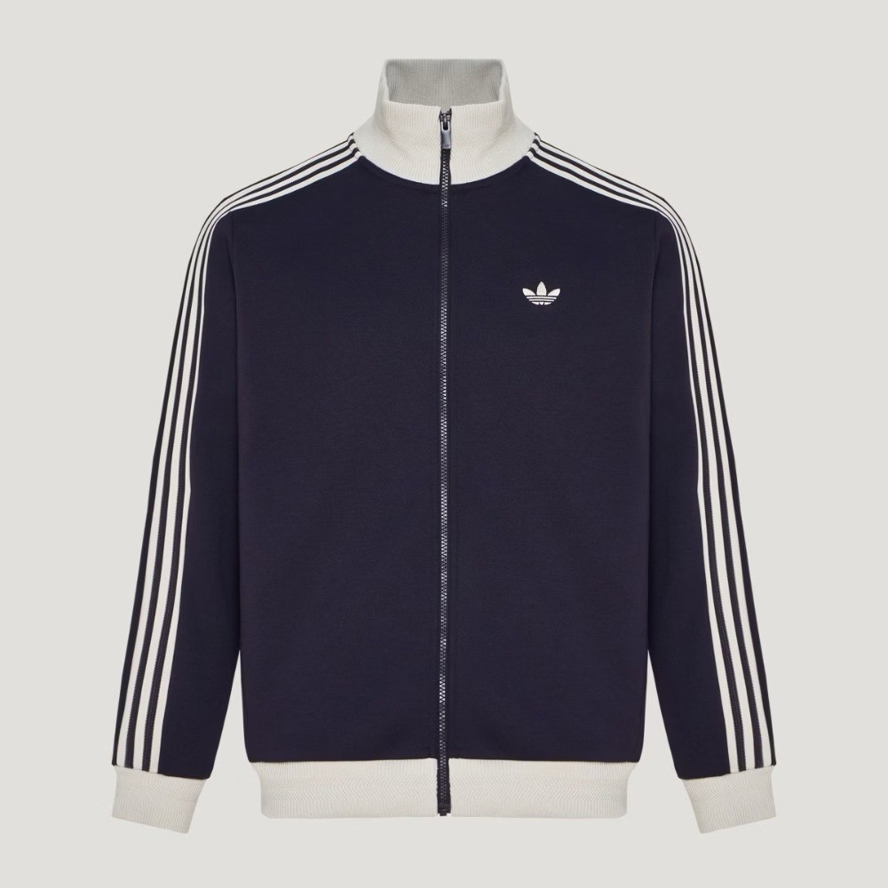 adidas Originals KZ0510 寬鬆立領運動外套,深色主體與淺色領口、袖口及下擺